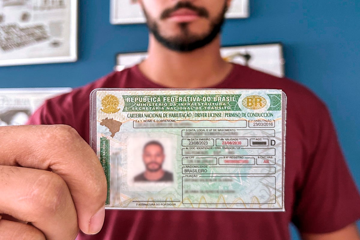Estudantes da rede estadual e população de baixa renda na Bahia terão acesso gratuito a Carteira de Habilitação - Foto: Reprodução Imagem de destaque da notícia